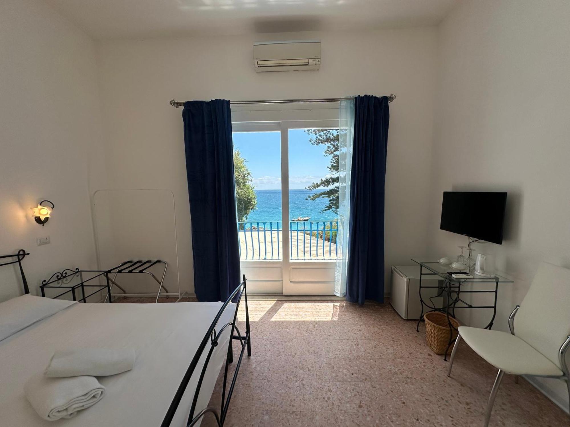 Rada Azzurra Hotel อามาลฟี ภายนอก รูปภาพ
